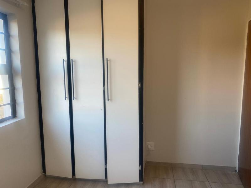 To Let 3 Bedroom Property for Rent in Madeira Park Eastern Cape